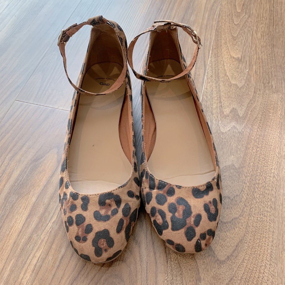 GAP Leopard Ankle Strap Flats